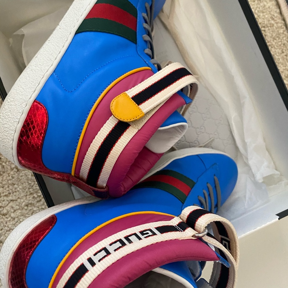 Gucci high top sneakers